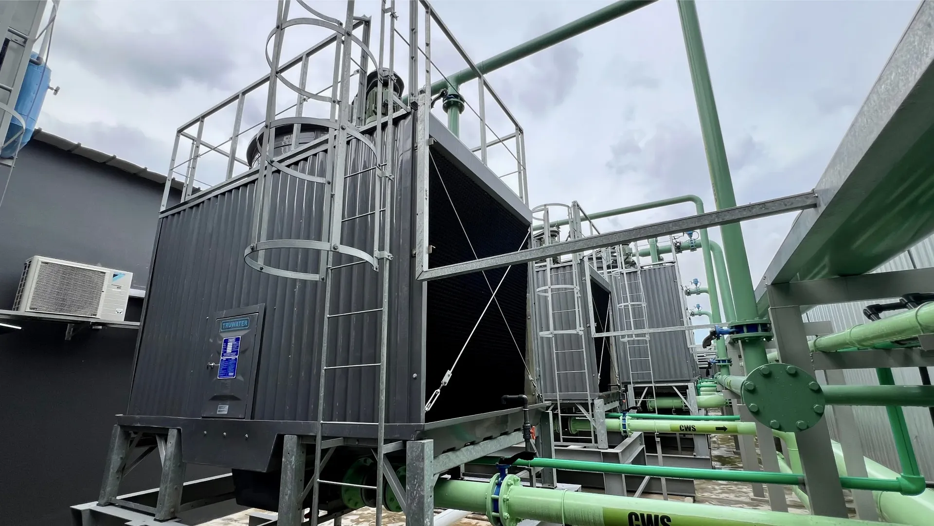 Industrial Cooling Tower & Chiller System