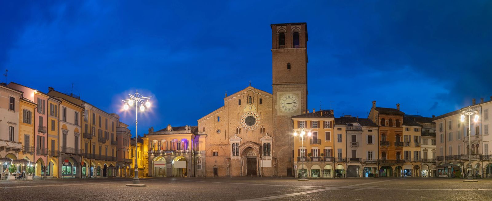 GIOVANI CHE COSTRUISCONO IL CAMBIAMENTO