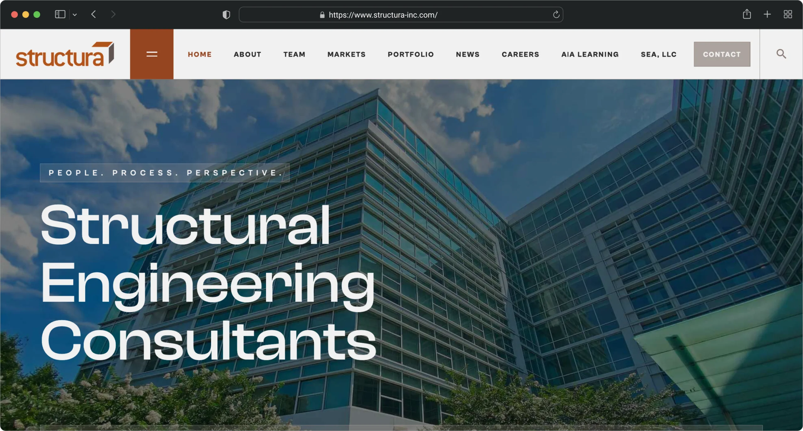 The Structura Engineering site shown in a browser window