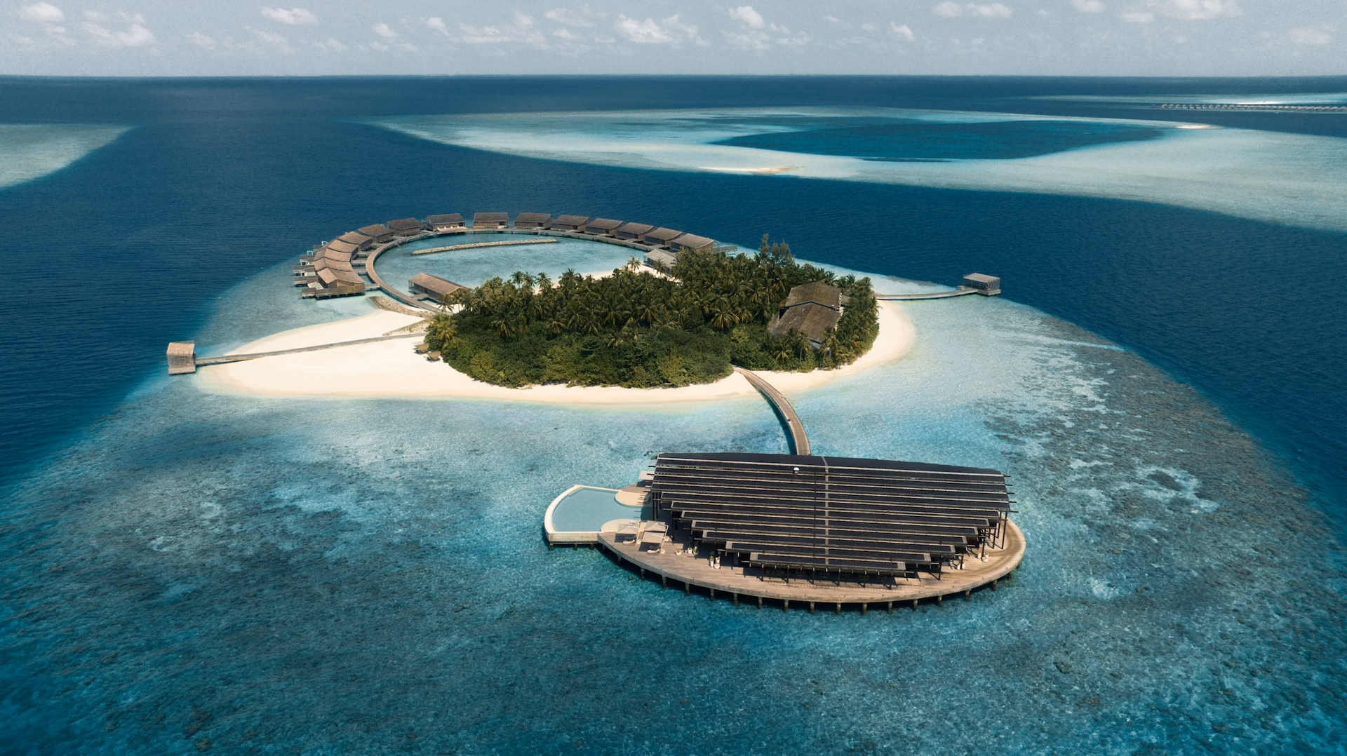 Kudadoo Private Island resort