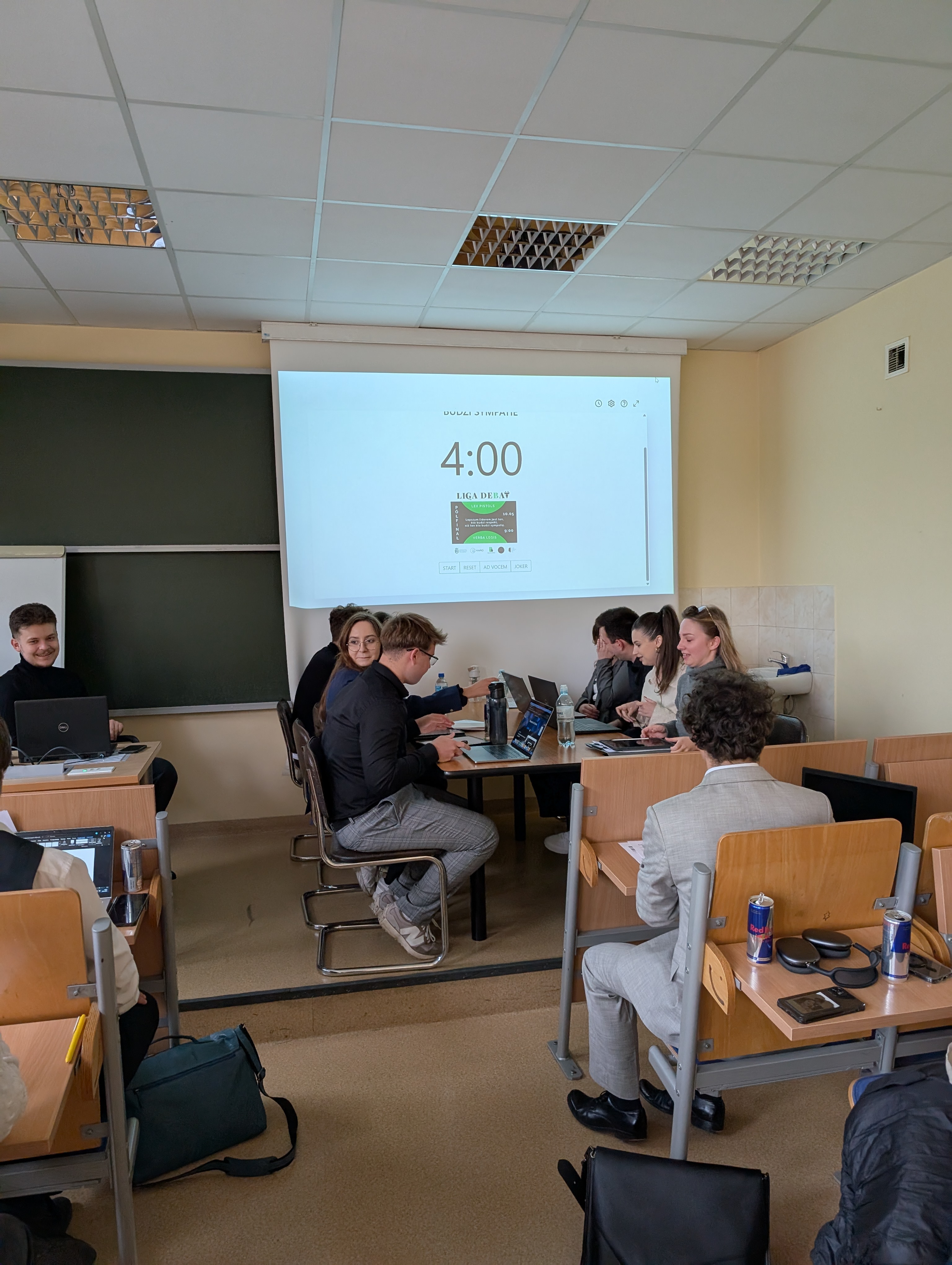 III Edycja Ligi Debat – dziękujemy za moc argumentów i emocji! 🎙️✨