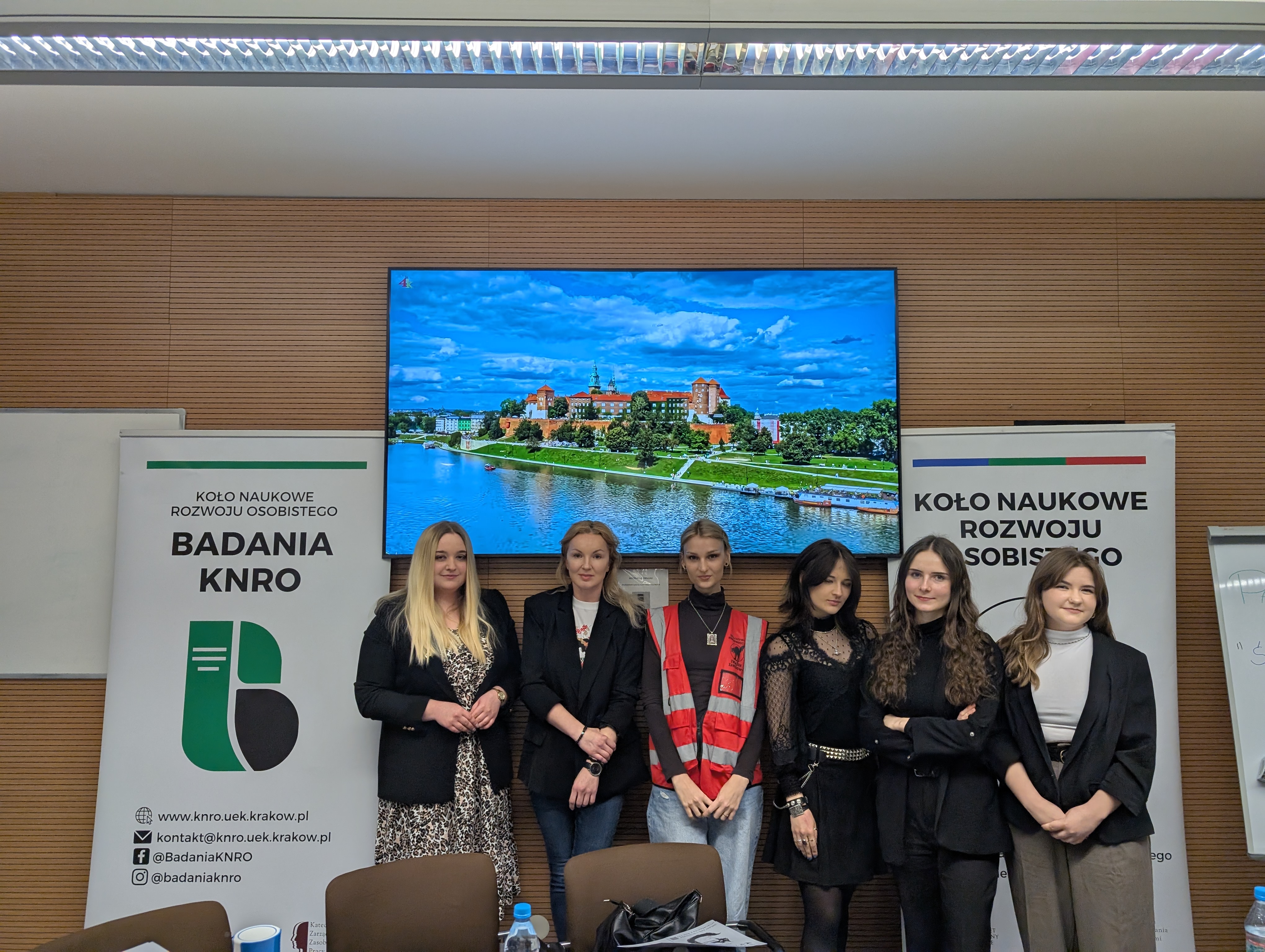 Pełna sala uczestników