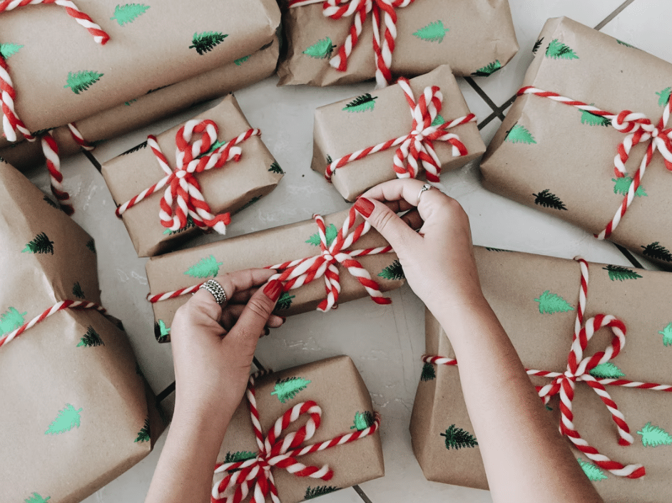 How do CSM ensure timely delivery in peak season?