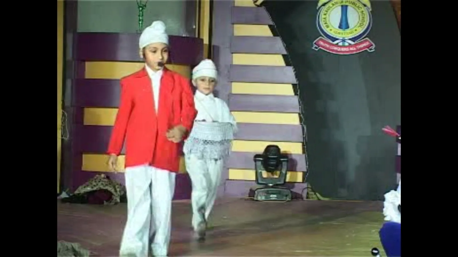 Hark in class 1 play Cinderella
