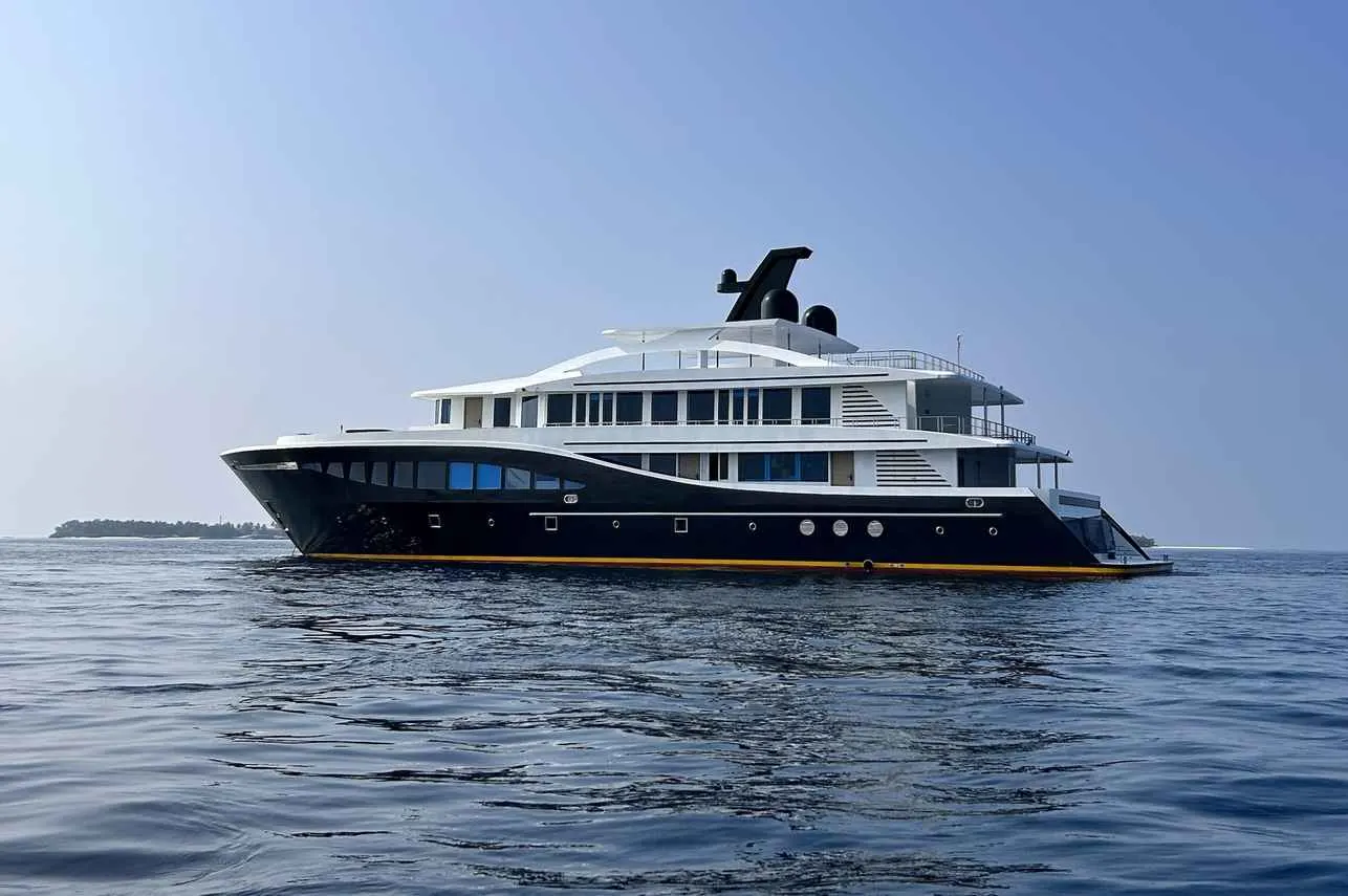 Le bateau Emperor Explorer II, Maldives