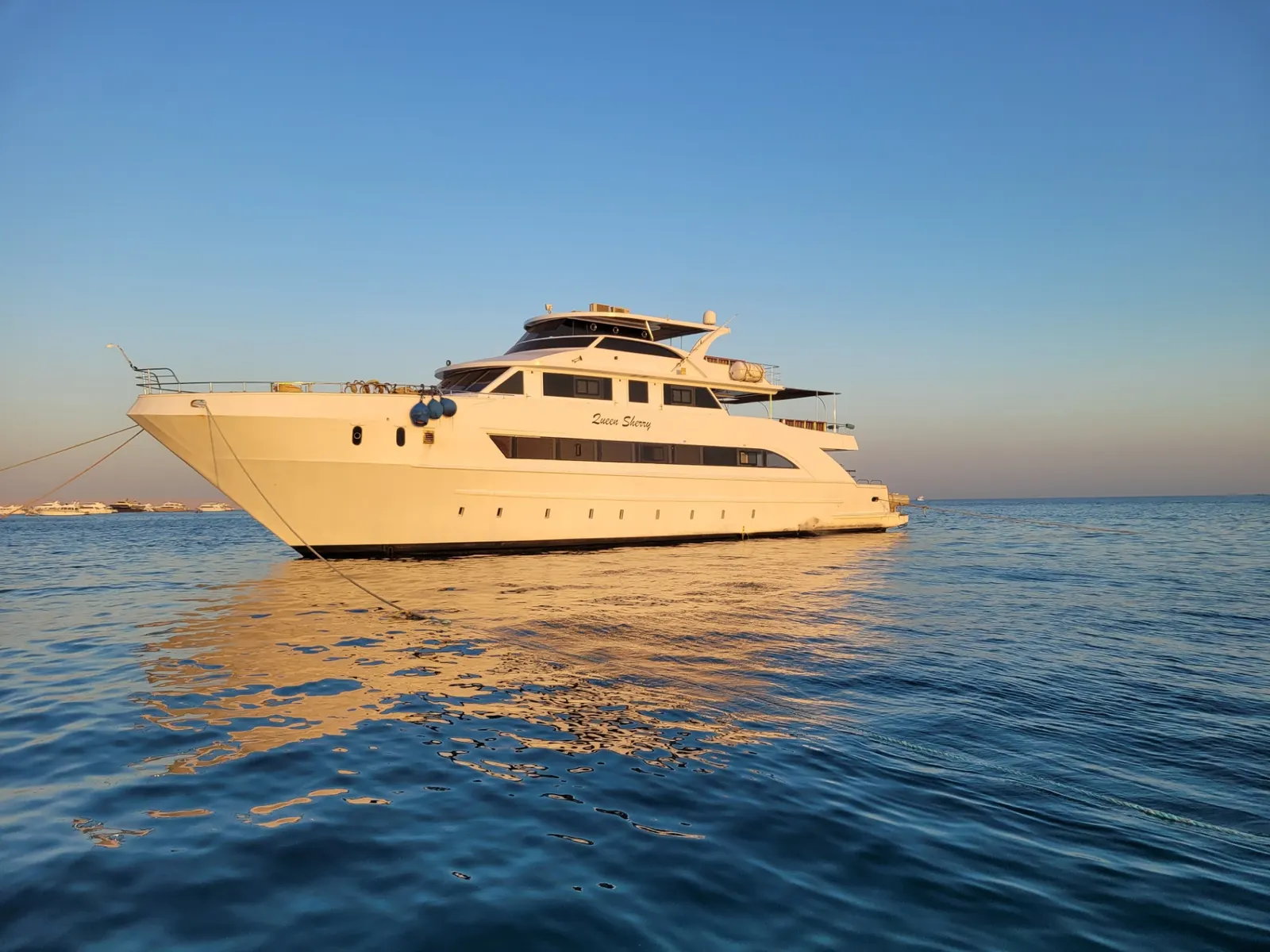 Le bateau Queen Sherry en mer Rouge, Égypte