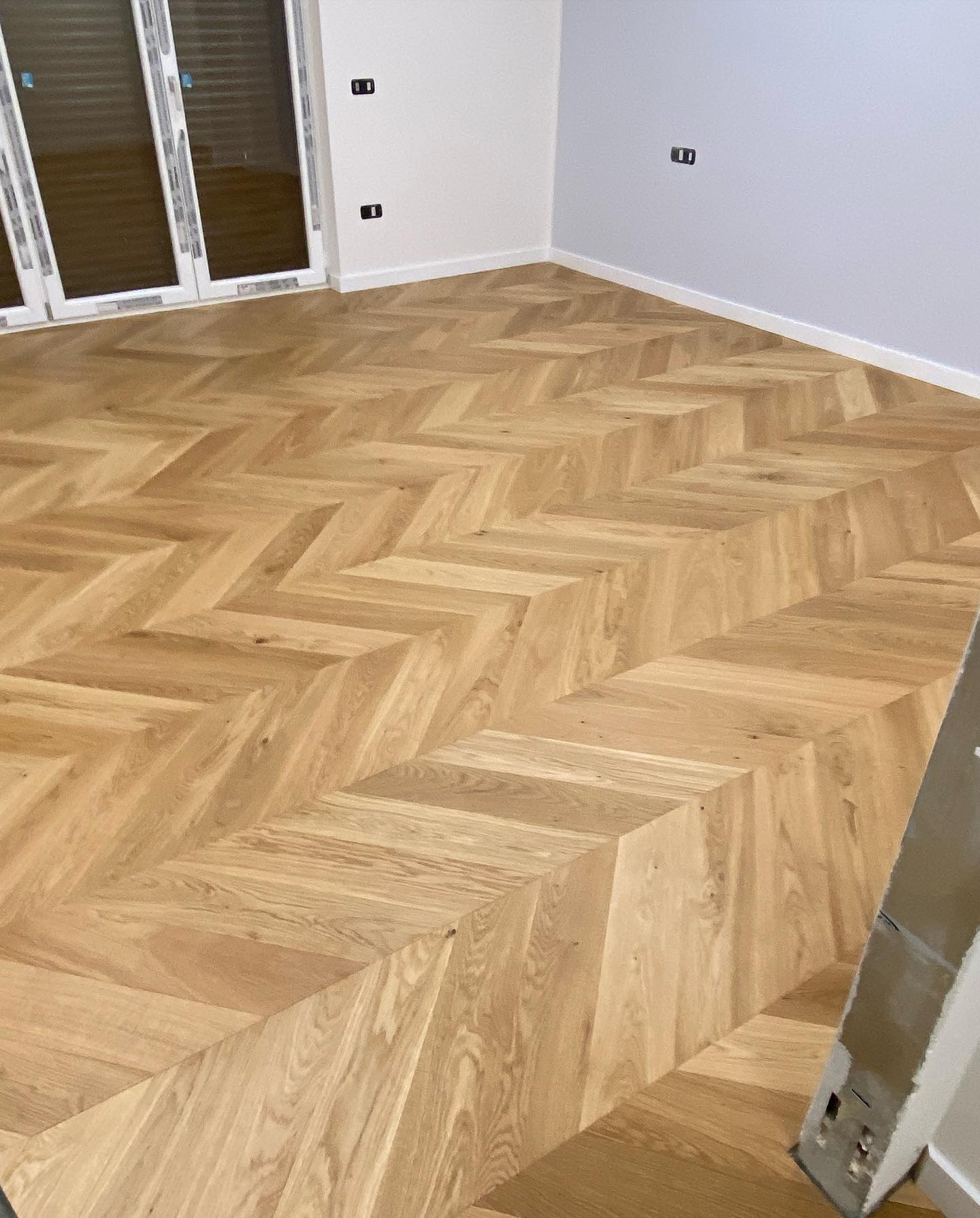 Raffinata Spina Francese - Realizzazione a Caserta - immagine 7