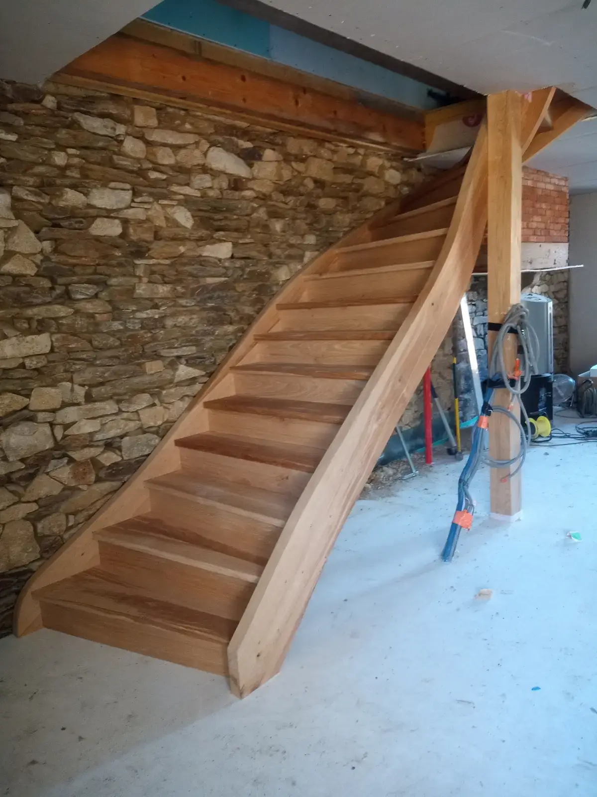 Escalier massif sur-mesure