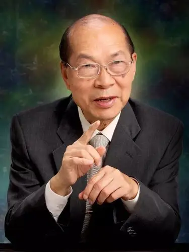 汤钊猷荣誉会长