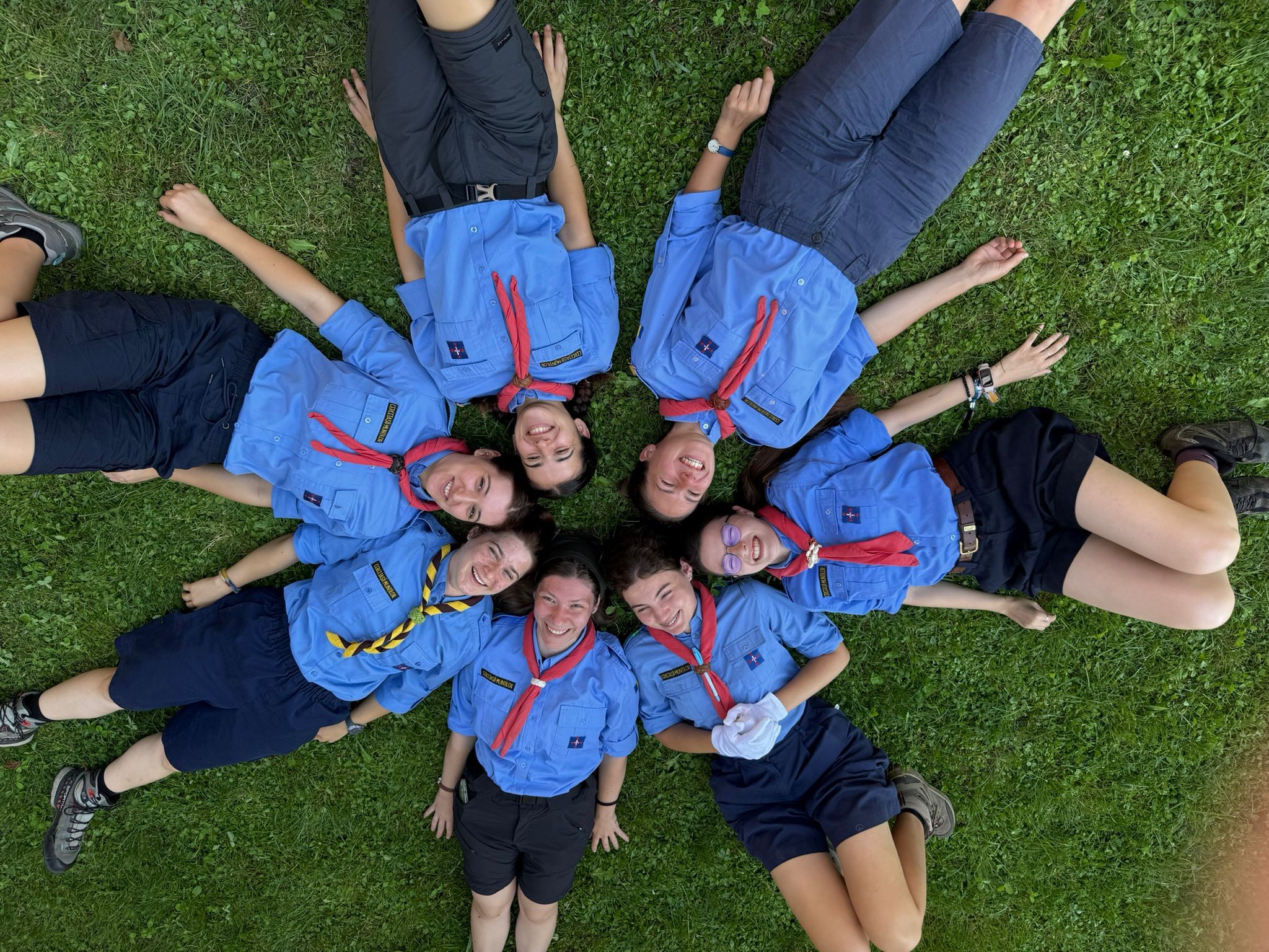 Cercetași în natură