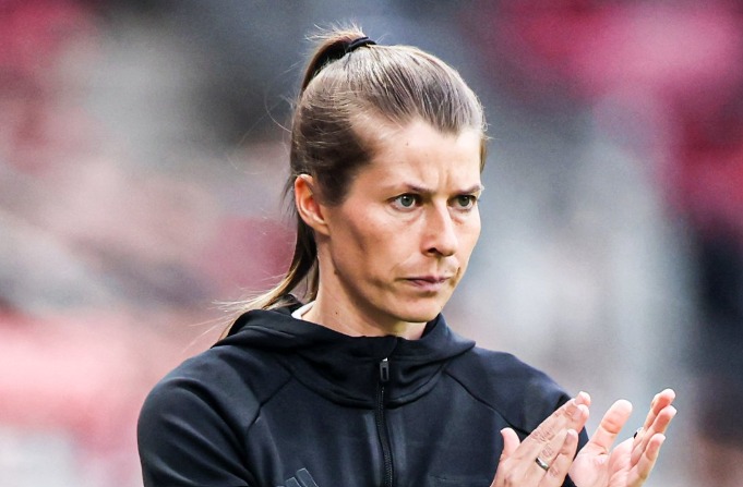 Marie-Louise Eta supera barrera histórica en Bundesliga