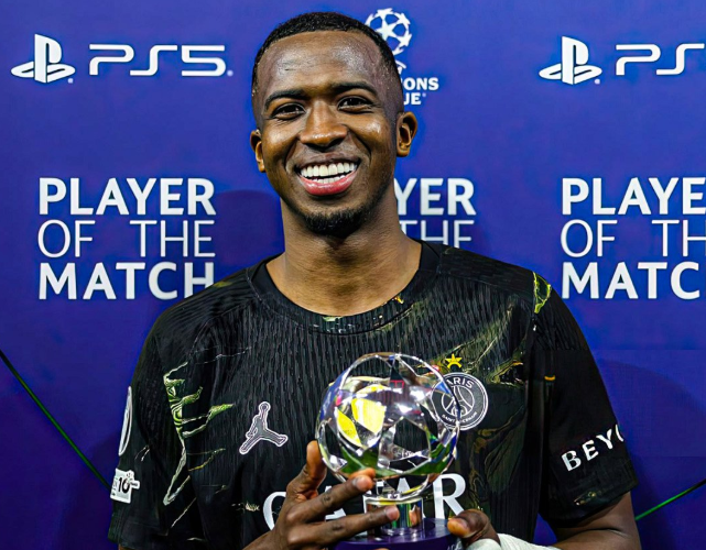 Pacho confirma su peso en la Champions League