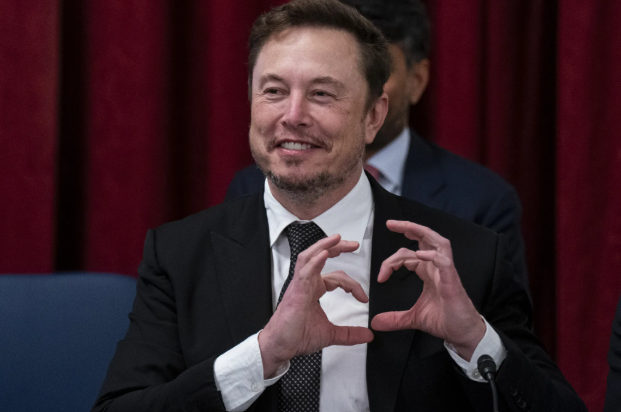 Musk afirma que Instagram es para chicas