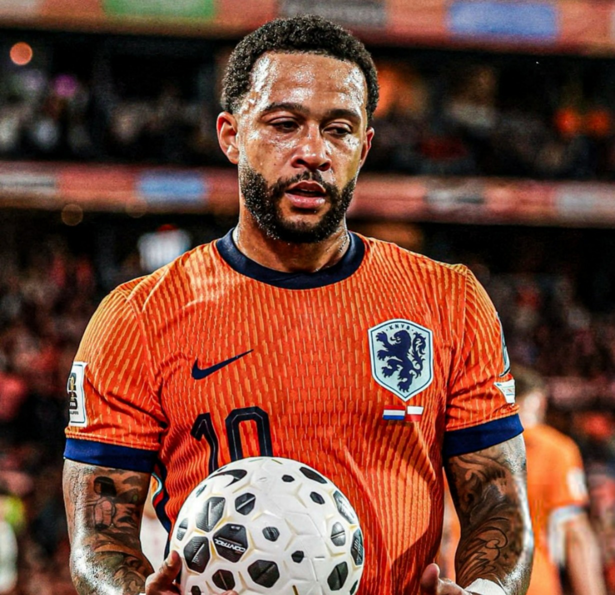 Memphis Depay en riesgo de perderse el Mundial