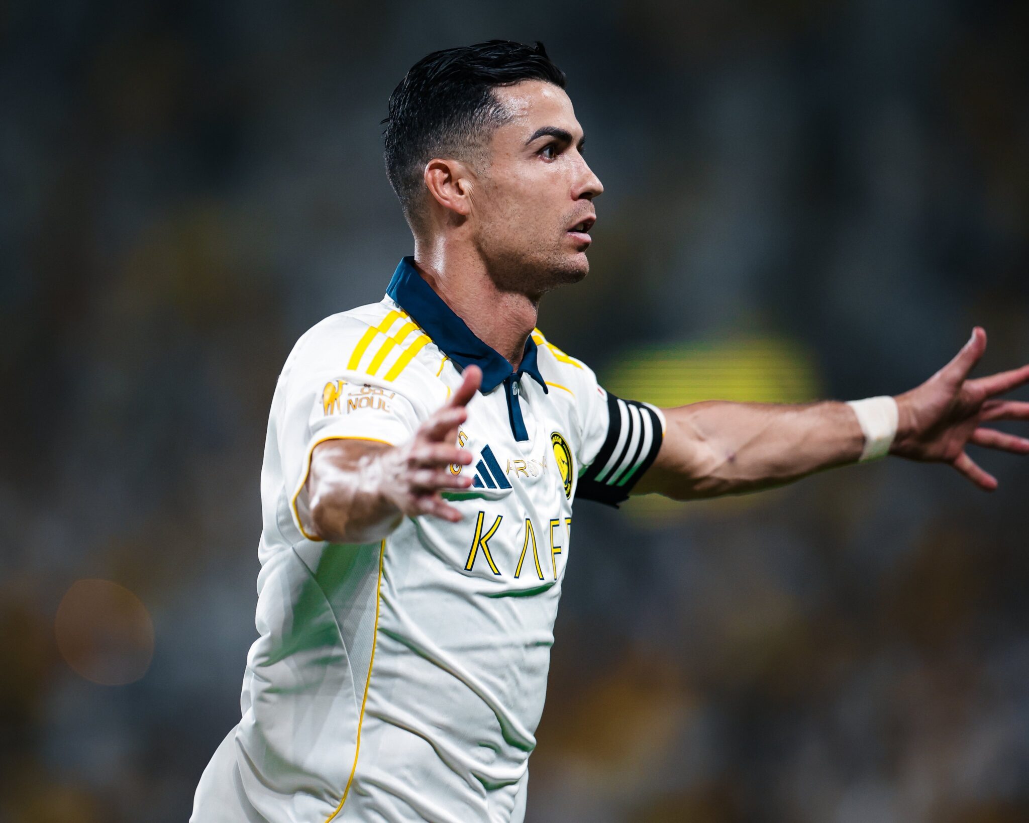Cristiano Ronaldo supera a Al Hilal SFC y se corona campeón de la Liga de Arabia - Cristiano Ronaldo celebra su título con Al Nassr FC