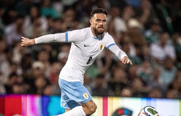 img of Nahitan Nández quedaría fuera del Mundial y referentes hablarían con Bielsa