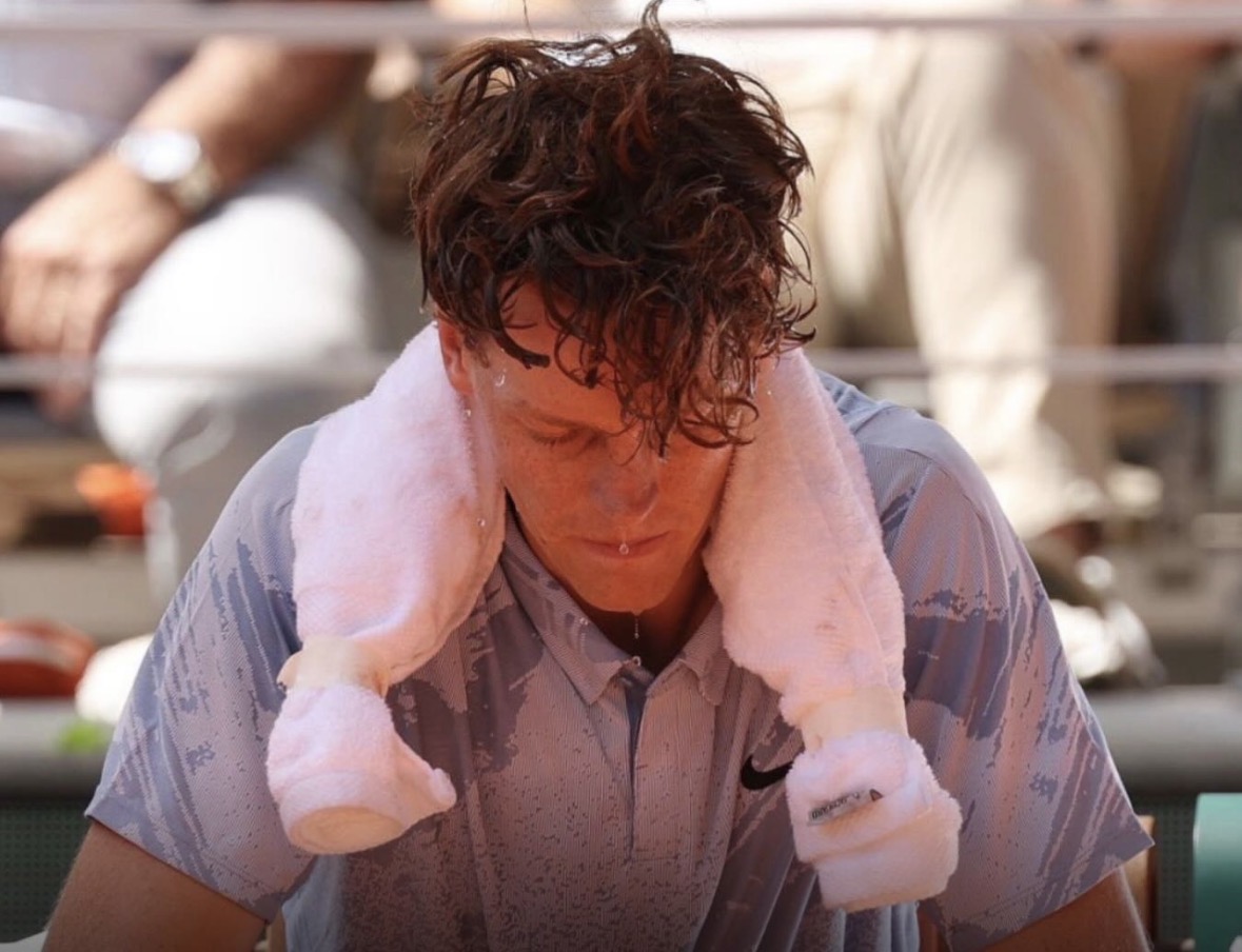 Cerúndolo elimina a Sinner en Roland Garros