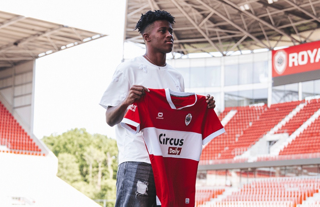 img of Carlos Mejía se une al Royal Antwerp