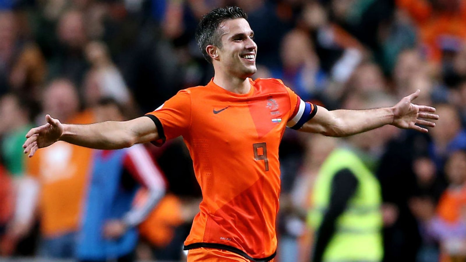 img of Van Persie cuestiona el gol de Iniesta en el Mundial 2010