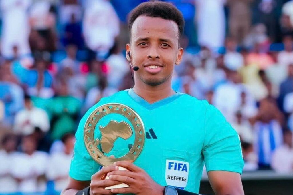 img of Omar Abdulkadir Artan, árbitro africano, aún sin visa para el Mundial