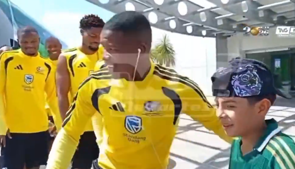 img of Sudáfrica reconoce a pequeño hincha mexicano antes del Mundial 2026