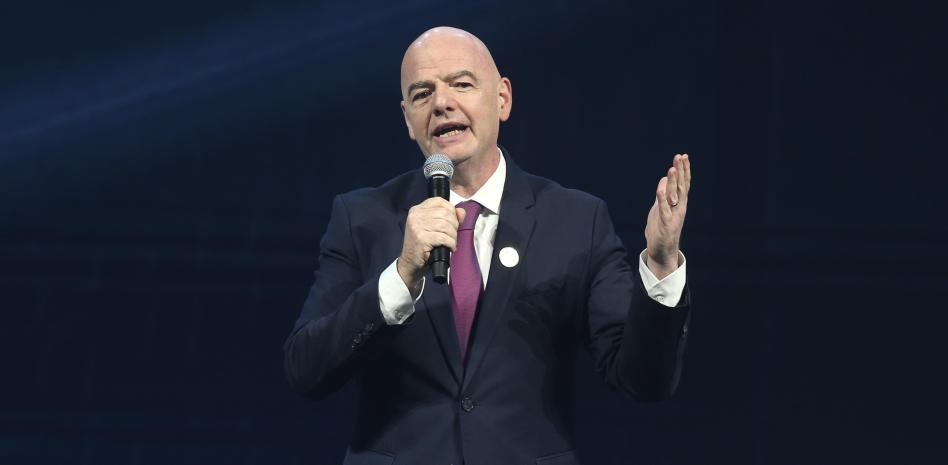 img of Infantino defiende a Irán: "Nada tiene que ver con el fútbol"