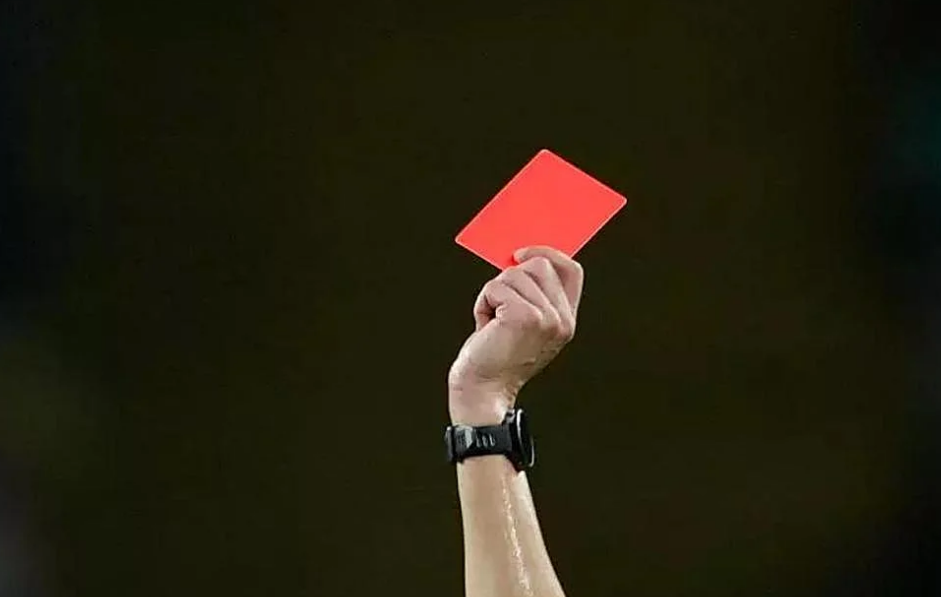 img of México supera a Sudáfrica con récord de expulsiones en partido inaugural