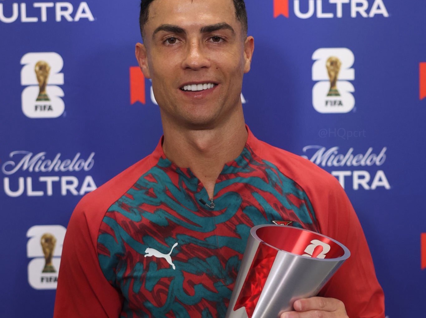 img of Cristiano Ronaldo supera con dos goles y se convierte en el primer jugador en marcar en