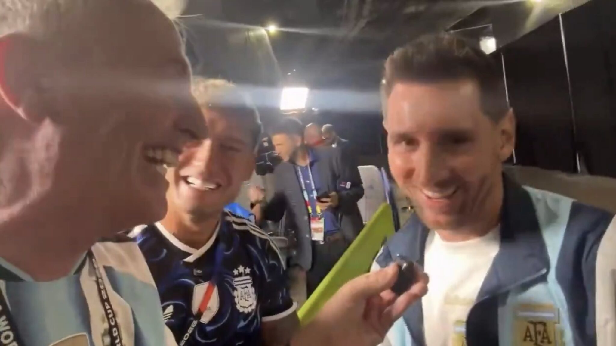 Messi asegura que continuará jugando mientras pueda aportar