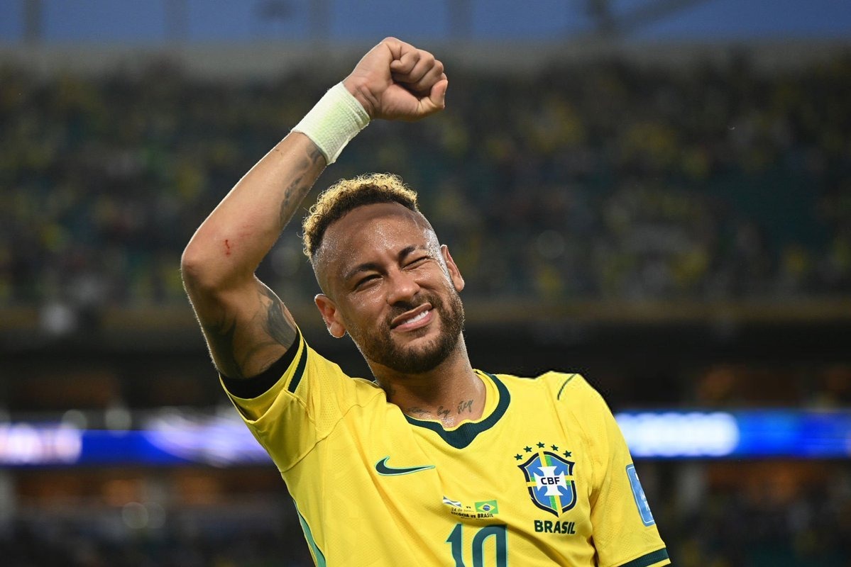 img of Neymar: 'Messi es un gran amigo, lo quiero mucho' en su cumpleaños