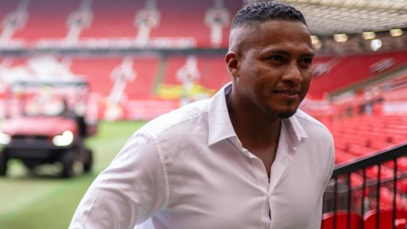 img of Antonio Valencia: "Fuerza y esperanza para Venezuela" tras terremoto