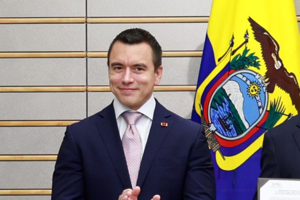 Ecuador supera a Alemania y Noboa decreta feriado