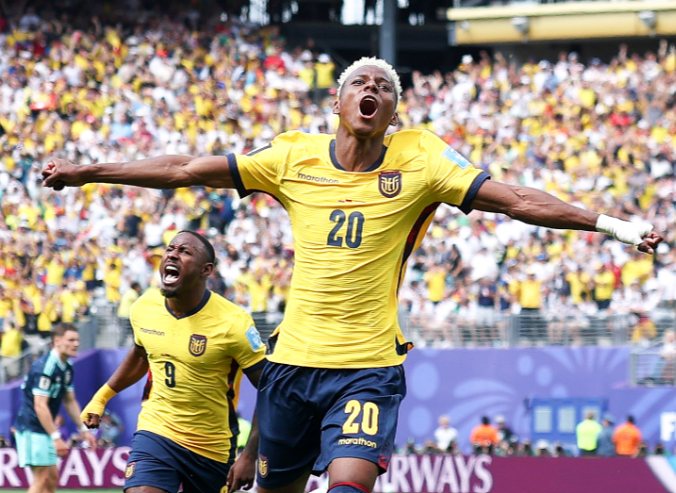 Molestina: "Es el triunfo más importante" para Ecuador tras vencer a Alemania 2-1