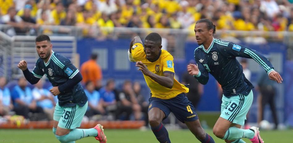 img of Felipe Caicedo afirma que Joel Ordóñez "se vendió al Real Madrid" tras Ecuador 2-1