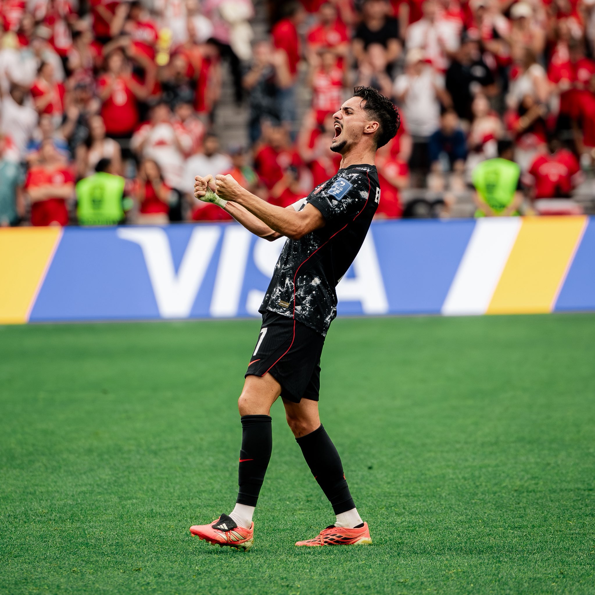 img of Canadá supera a Sudáfrica con golazo agónico de Eustáquio en el minuto 91