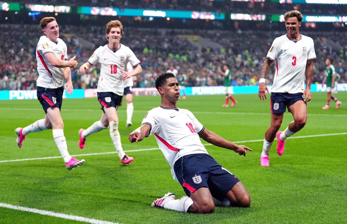 Inglaterra supera a México 3-2 y avanza a cuartos de final