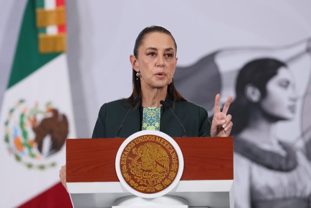 Sheinbaum: "A veces se gana y a veces se aprende" tras la eliminación de México