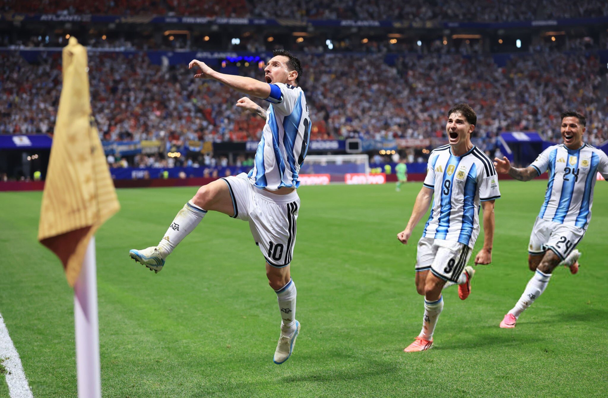 img of Messi lidera remontada épica: Argentina supera a Egipto 3-2