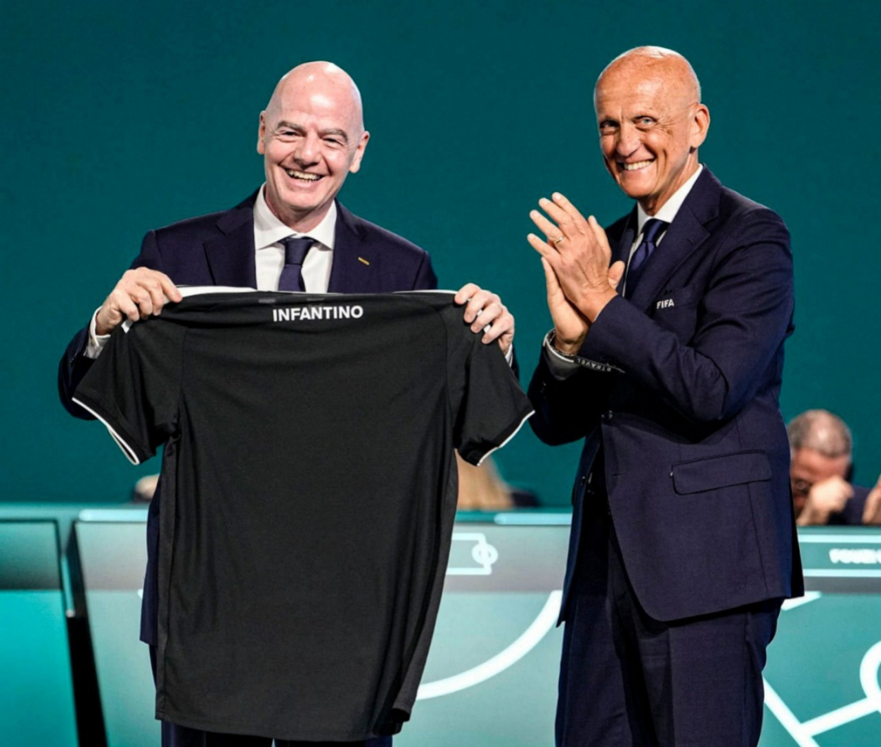 Collina rechaza críticas a arbitraje en Mundial 2026