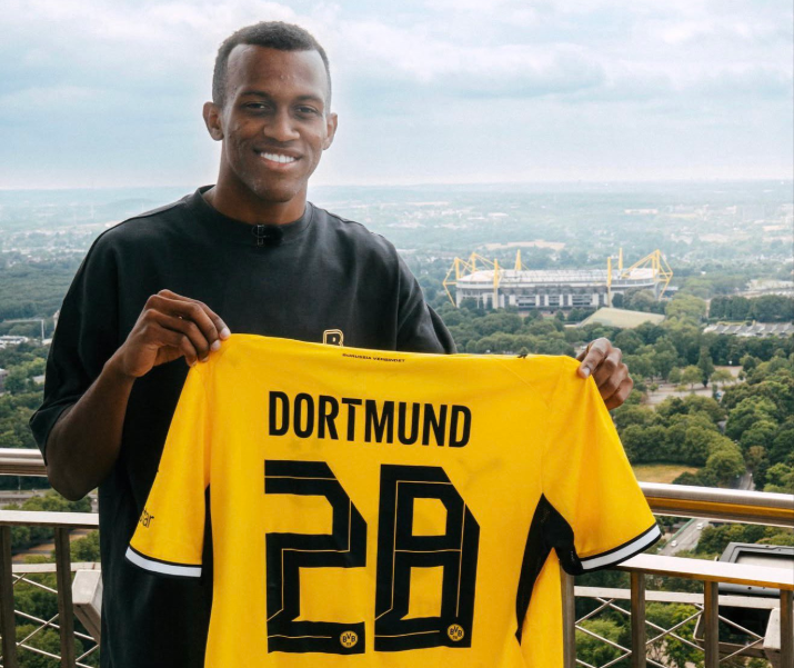 img of Justin Lerma comienza pretemporada en Borussia Dortmund con dorsal 28