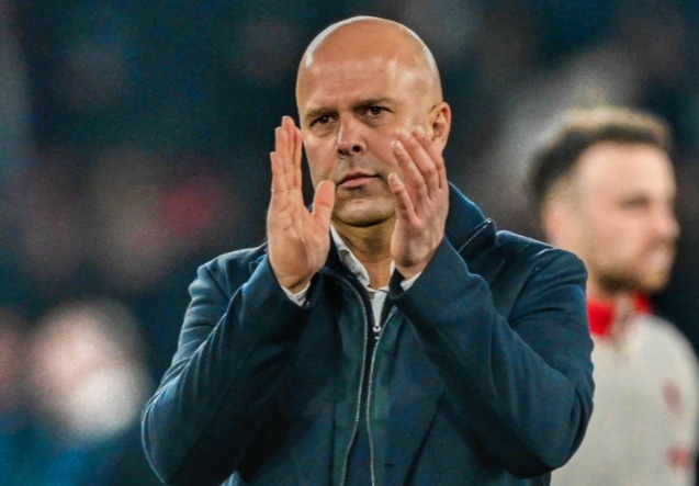 img of Arne Slot se perfila como candidato para dirigir a Países Bajos