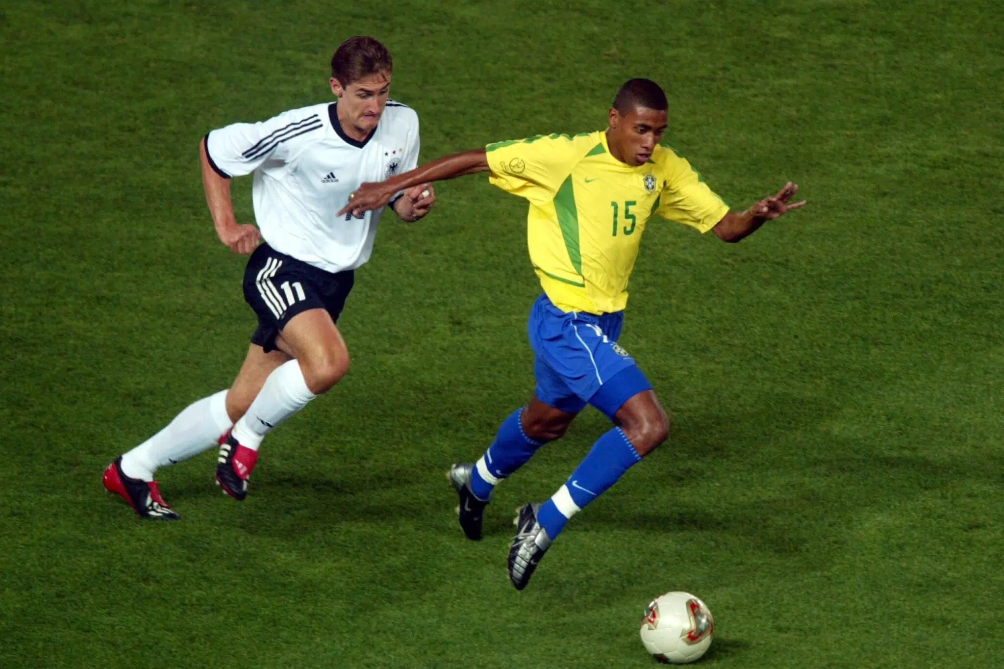 Kléberson, campeón del Mundial 2002, enfrenta problemas cardíacos con obstrucción del 50%