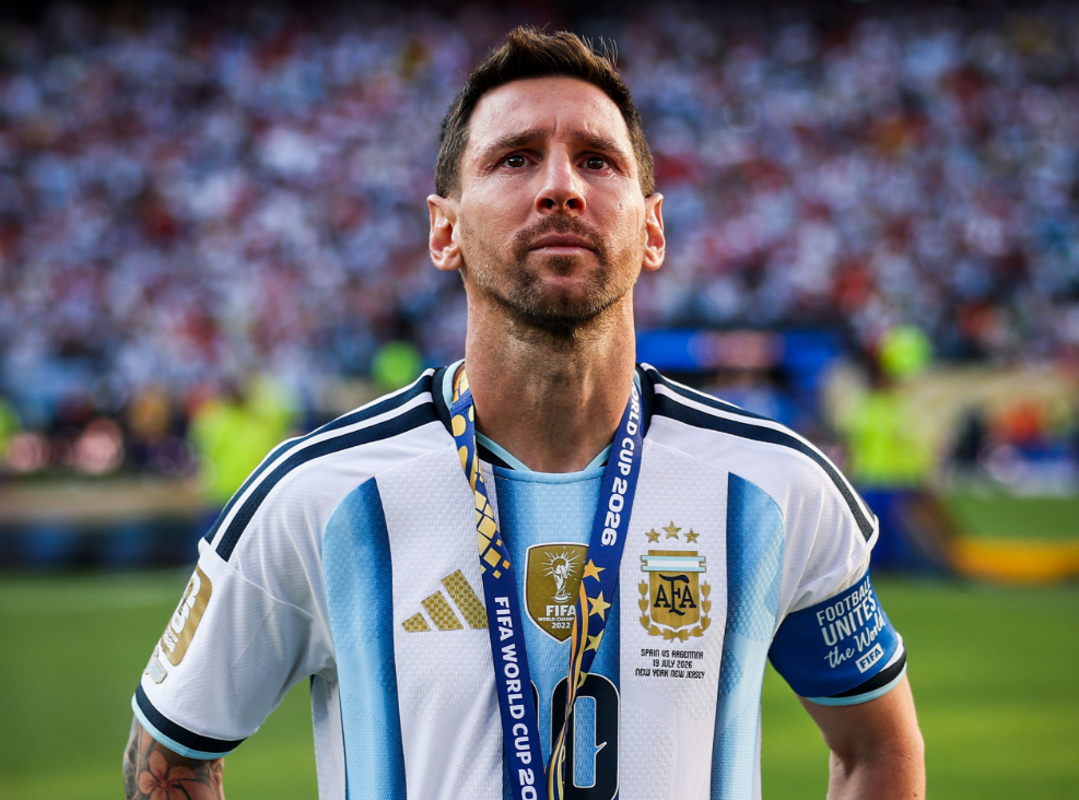 Messi podría seguir con Argentina y jugar la Finalissima y la Copa América 2028 - Messi en acción con la selección argentina