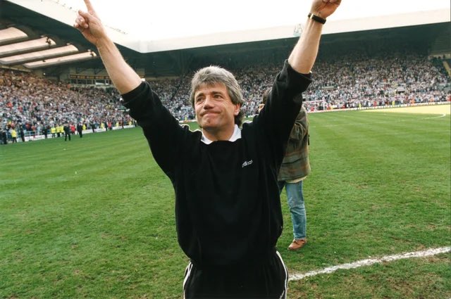 Kevin Keegan, doble ganador del Balón de Oro, fallece a los 75 años - Kevin Keegan, leyenda del fútbol inglés, falleció a los 75 años