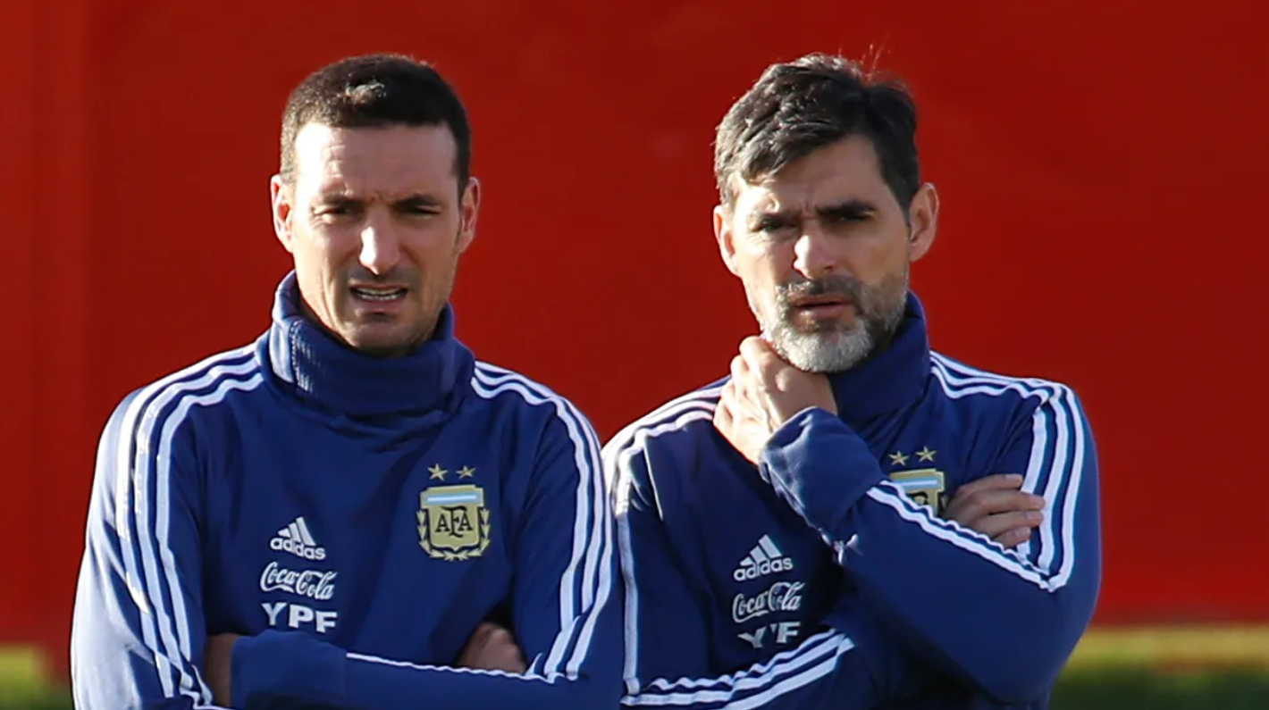 Ayala descarta conspiraciones: "Hay que hablar de fútbol y felicitar a España" - Roberto Ayala, asistente de Scaloni, habla sobre la final del Mundial