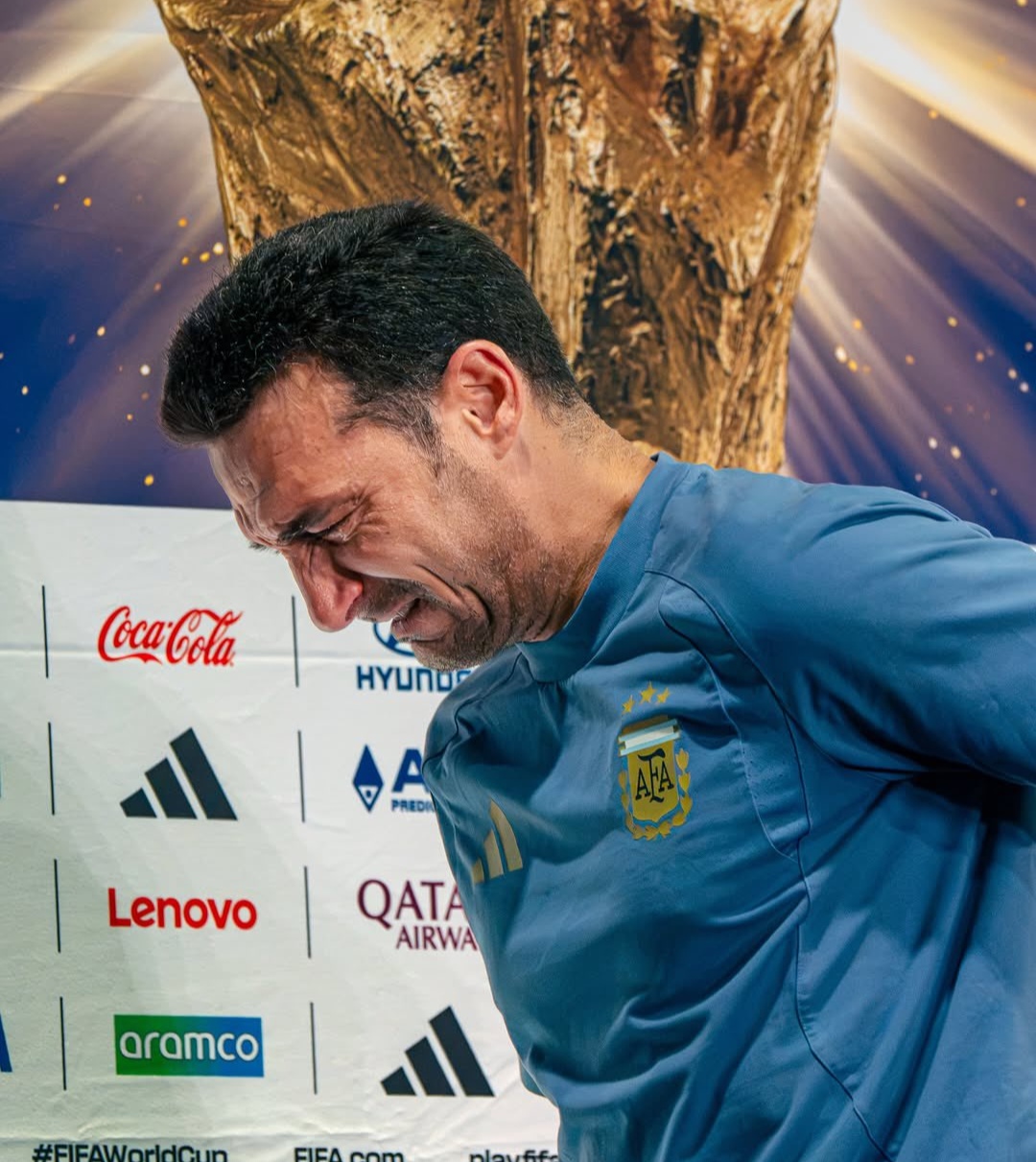 img of Scaloni: 'El esfuerzo es el verdadero trofeo' después de la derrota en el Mundial