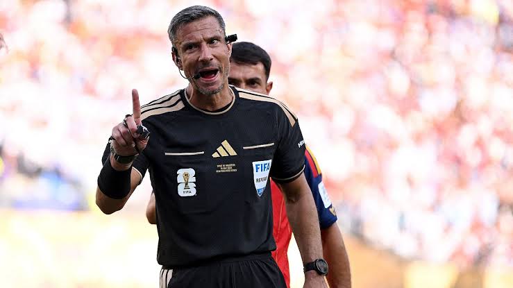 img of Slavko Vinčić se retira tras dirigir la final del Mundial 2026