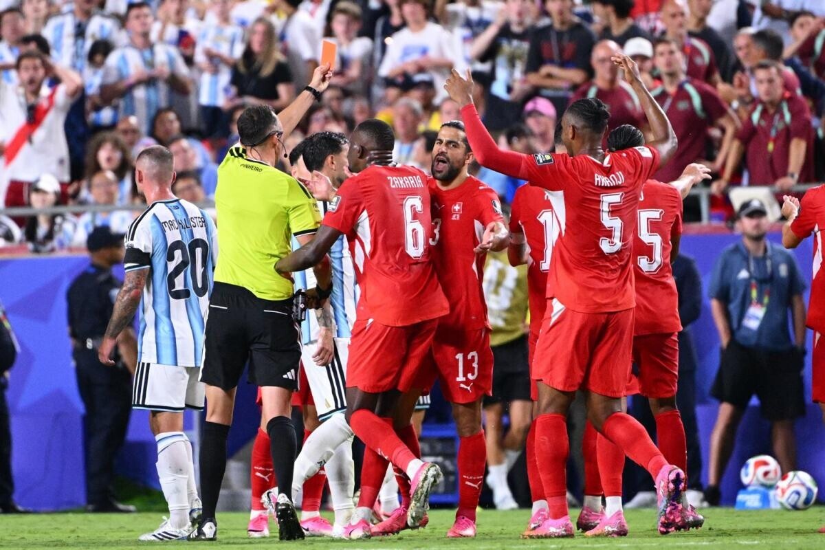 img of FIFA defiende decisión arbitral en caso Embolo pese a críticas de la IFAB