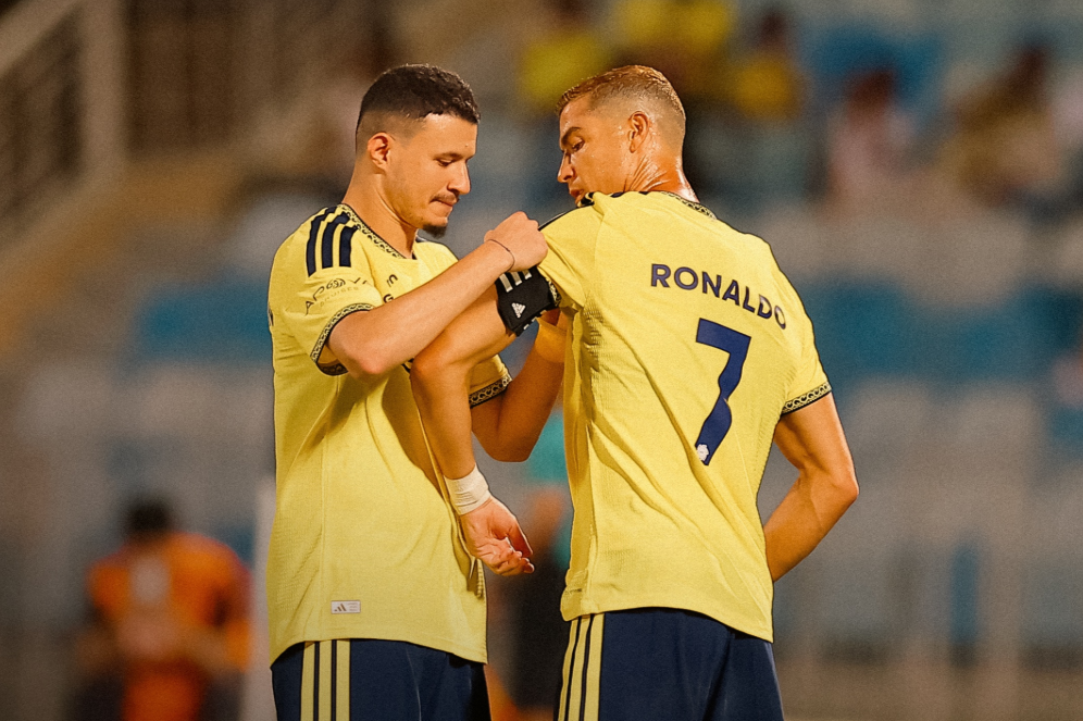 Cristiano Ronaldo marca en la goleada 4-0 del Al Nassr y se acerca a los 1.000 - Cristiano Ronaldo celebra su gol en la victoria 4-0 del Al Nassr contra Al‑Riyadh.