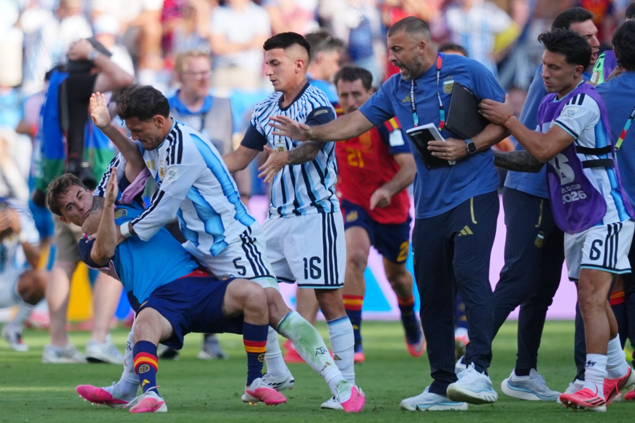 Leandro Paredes confirma que la sanción de FIFA le parece exagerada